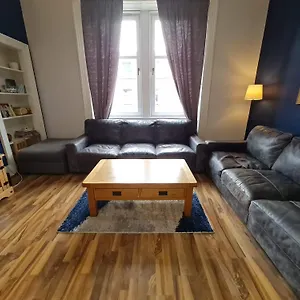 The Victorian - 3 Bedroom Apartment Edinburgh