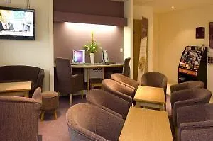 Premier Inn Manchester Airport Runger Lane North Hale  3*, Hale (Greater Manchester)